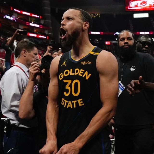 开云下载-库里将进行核磁共振检查 科尔：做好他G2缺阵准备